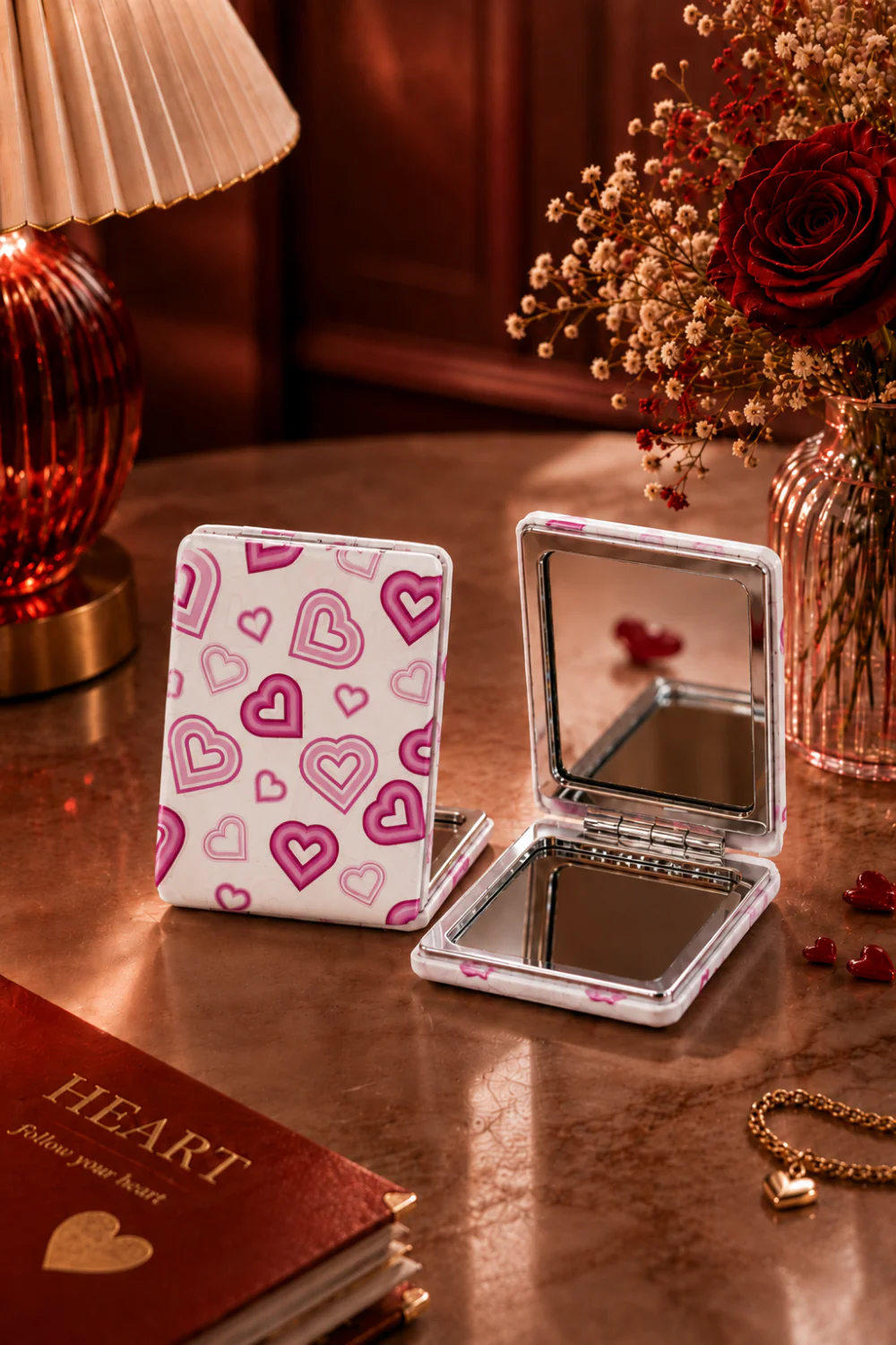 Kalp Desenli Katlanabilir Çift Taraflı Cep Aynası — Pink Pop Hearts