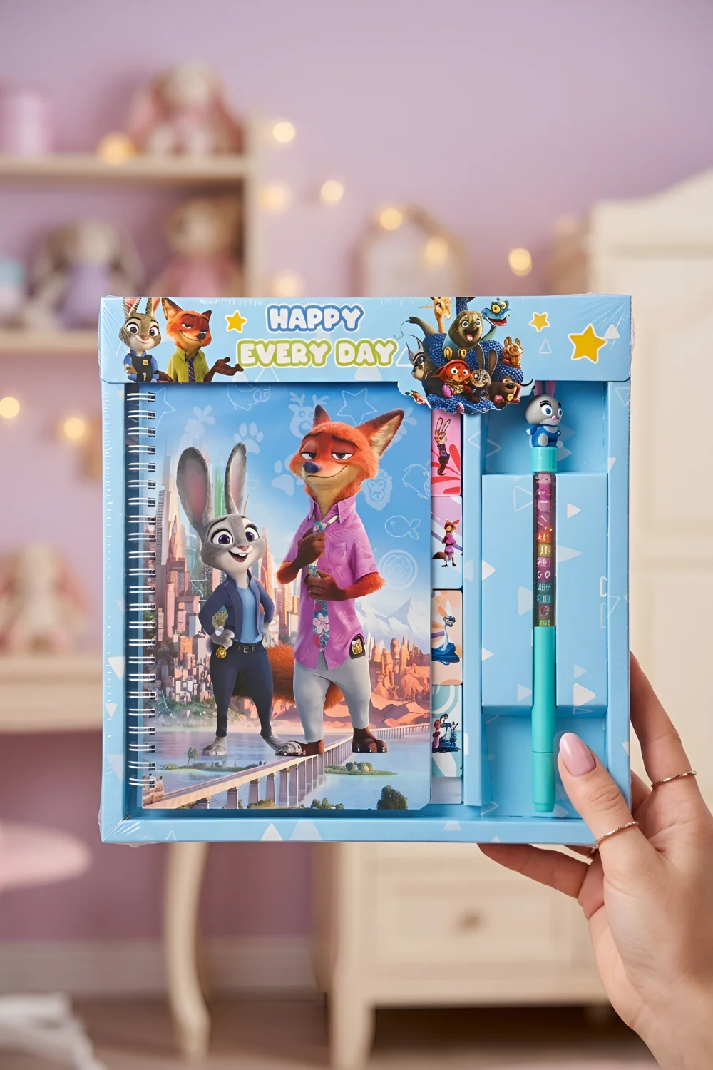 Zootopia Temalı Defter + Kalem Kırtasiye Seti — Judy & Nick Adventure